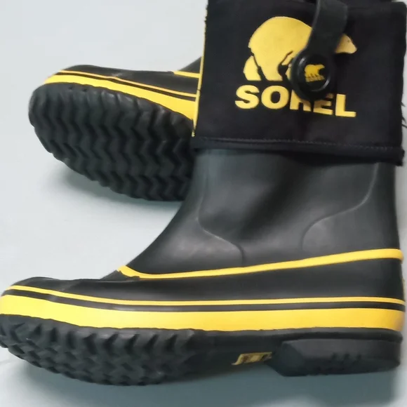 Sorel boots size 5 - Picture 4 of 9